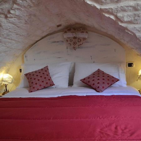 Casetta “Arte Su Pietra” Ostuni Ngoại thất bức ảnh