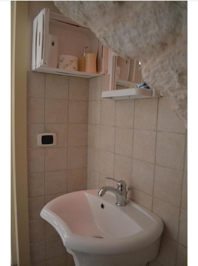 Casetta “Arte Su Pietra” Ostuni Ngoại thất bức ảnh